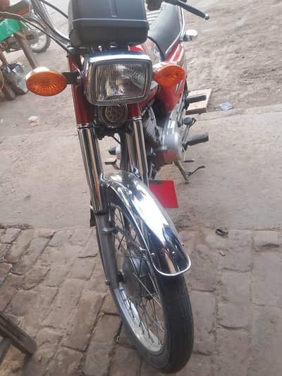 I need money urgent sale right now contact my number 03017038051