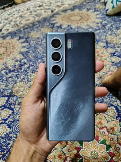 Tecno CAMON 40 Pro