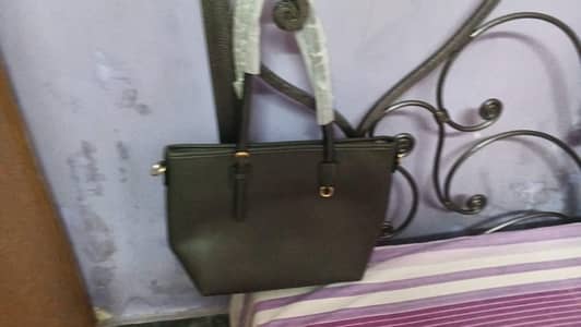hand bag