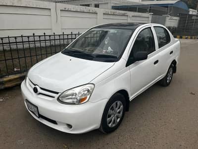 Toyota Platz 2004 In Excellent Condition