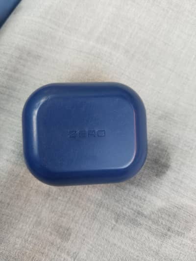 zero earbuds Gravity in blue colour