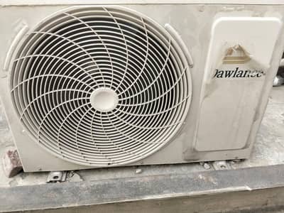 dawlance hyper T3 inverter 12 Year warranty 1 Year ues condition 10.9