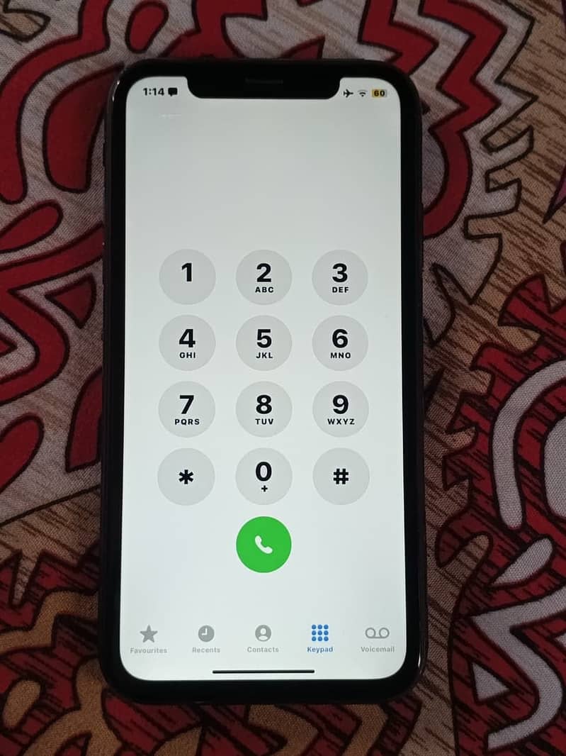 iPhone XR 4
