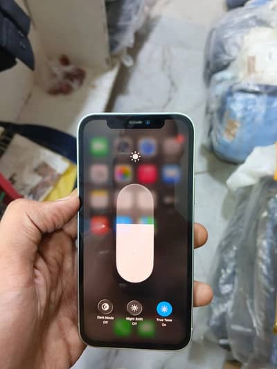 Apple iPhone 12
