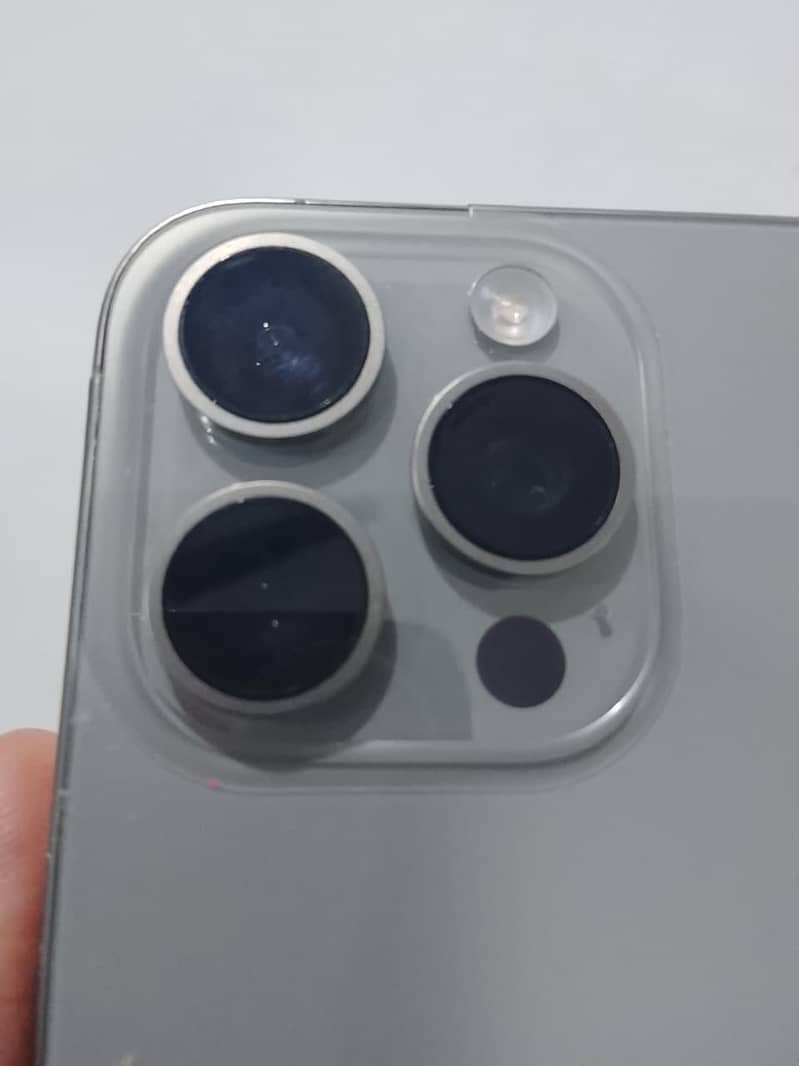 Apple iPhone 15 Pro Max 10/10 Natural Titanium 2