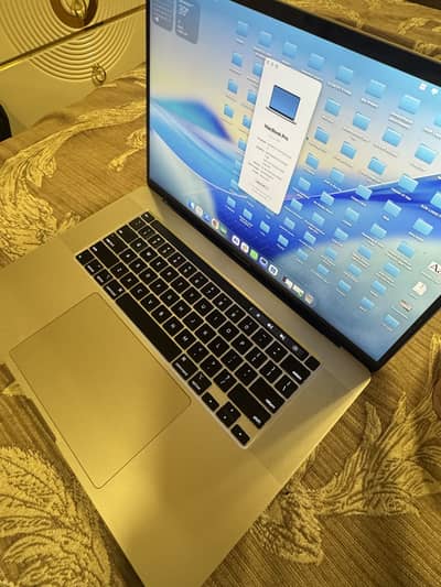 MacBook Pro 16-inch 2019 | Core i7 | 32GB RAM | 4GB Graphics