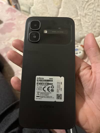Infix smart 20 4 128 sirf box open ha 10by10 condition price final 33k