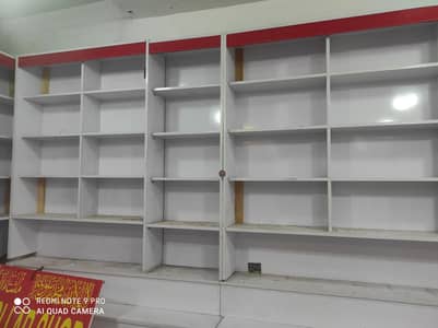 Dukan ke liye Counters aur Shelves/Almariyan For Sale