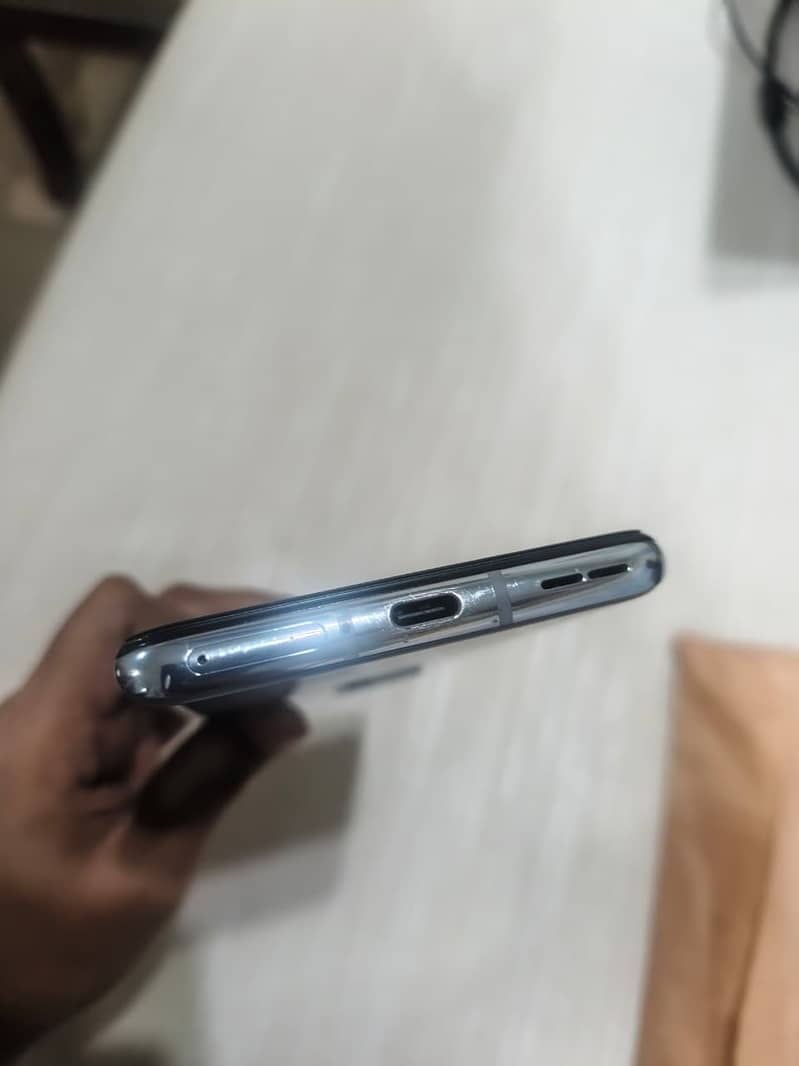 One Plus 8T 8