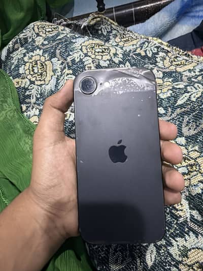 Apple iPhone 16e