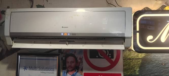 Gree 1 Ton G10 Inverter AC for Sale – Perfect Working Condition
