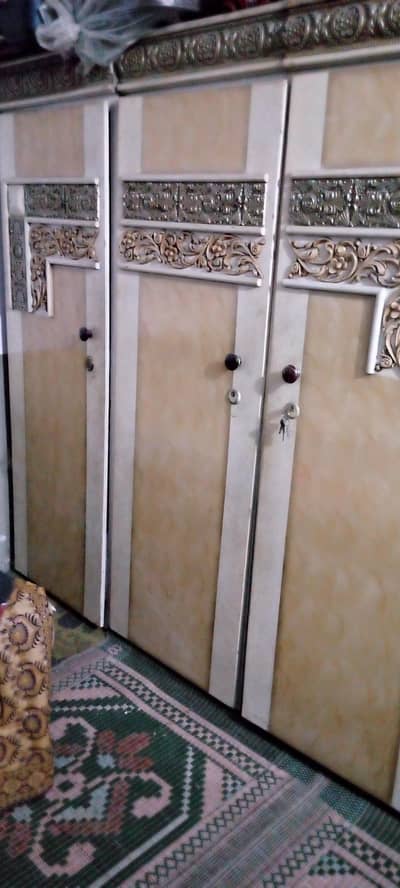 bed almari side tables and dressing