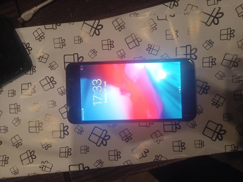 Apple iPhone 6 Plus 4