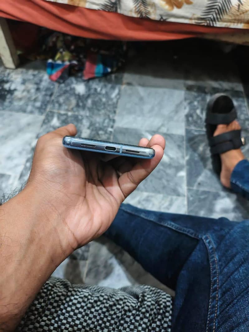 Google Pixel 8 Pro 4
