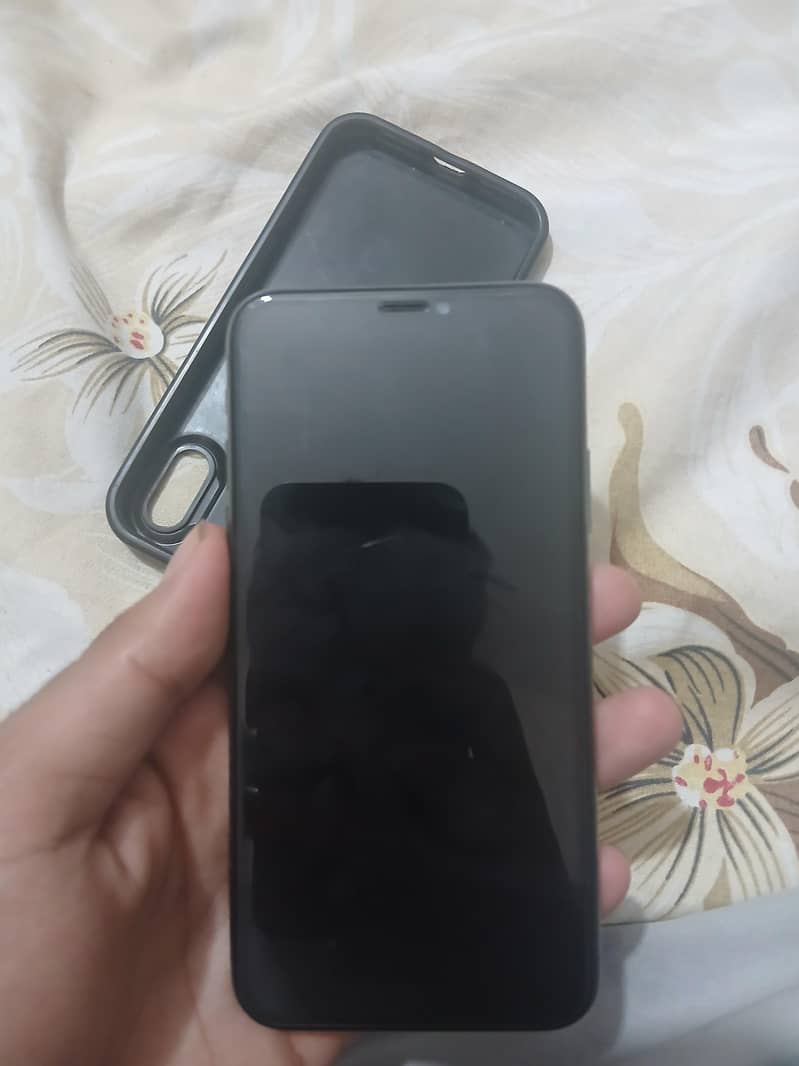 Apple iPhone X 0