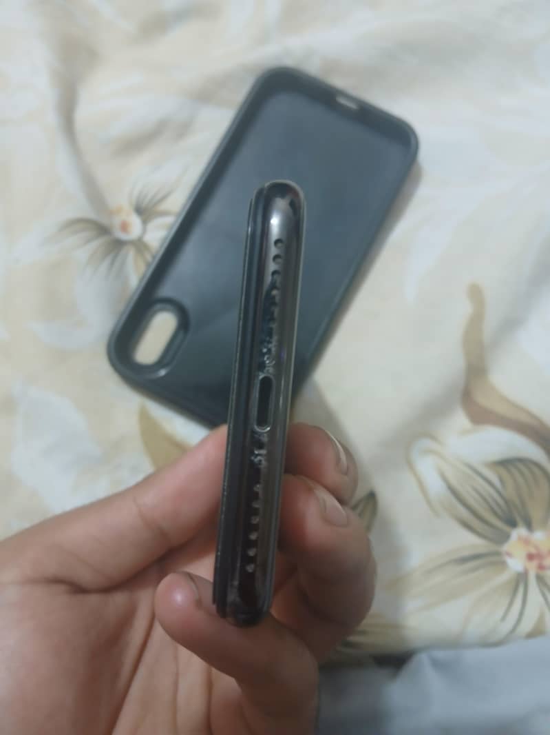 Apple iPhone X 2