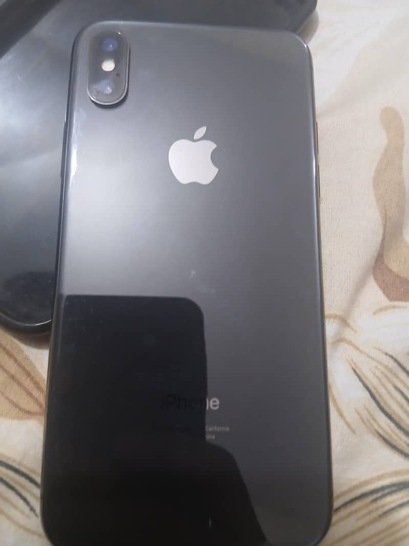 Apple iPhone X 5