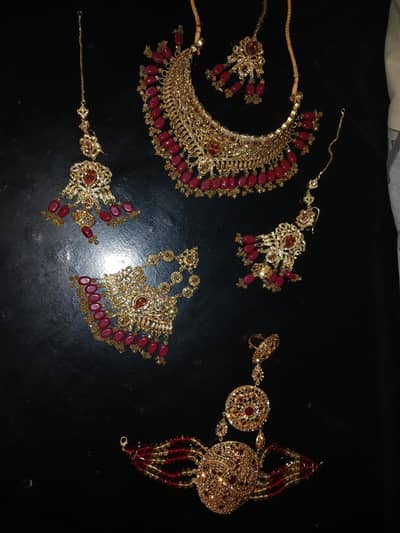Bridle Jewellery set. . condition 10/10