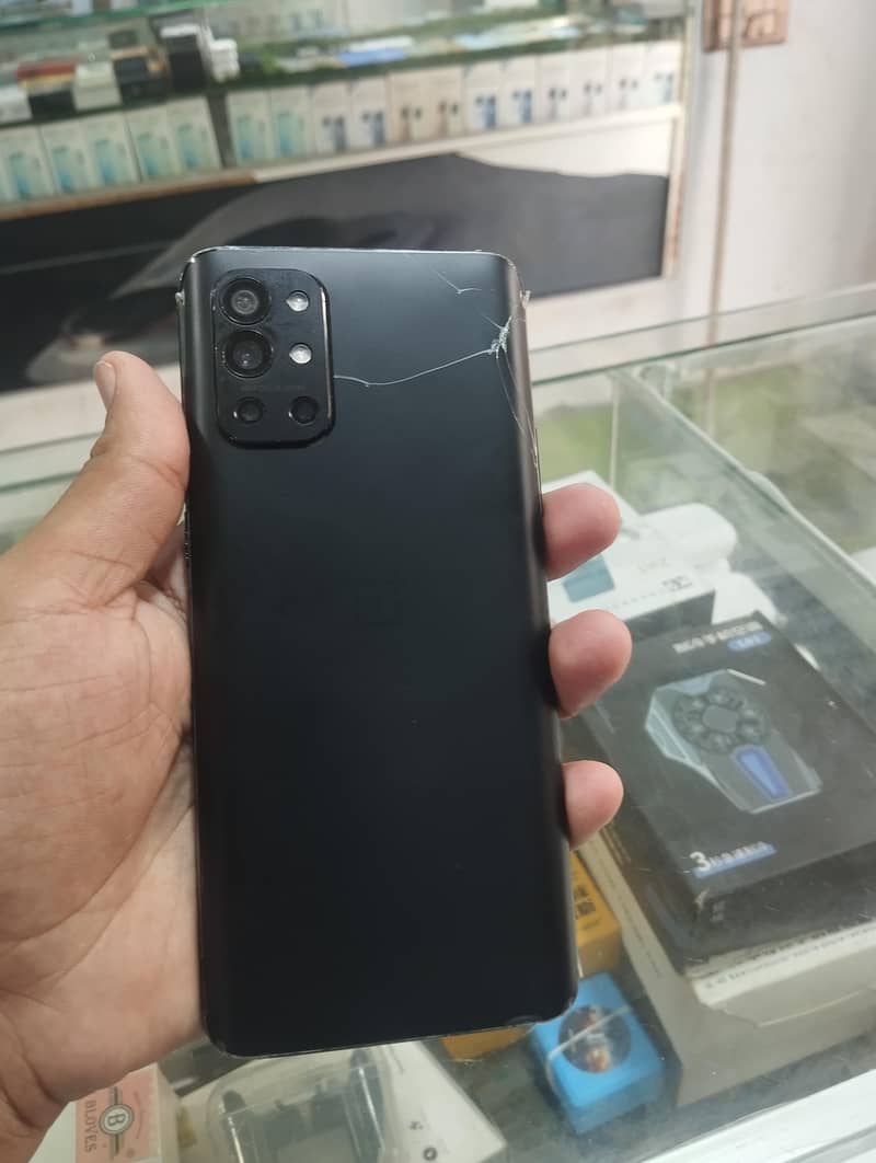 One Plus 9R 0