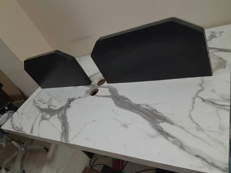 Office table. 2