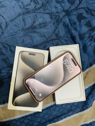 Apple iPhone 15 Pro Max JV 90bh 10/10