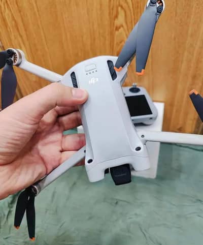 DJI Mini 3 Pro drone combo packing 3 battery