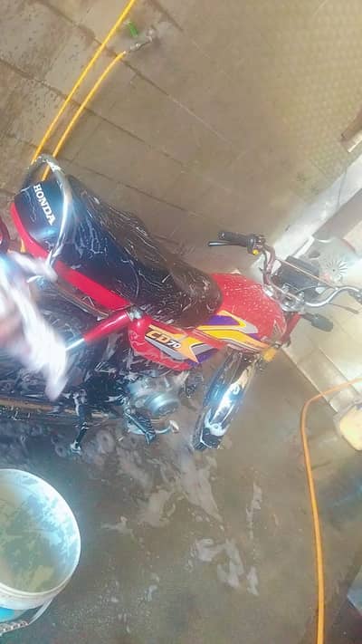 Honda CD 70 2025