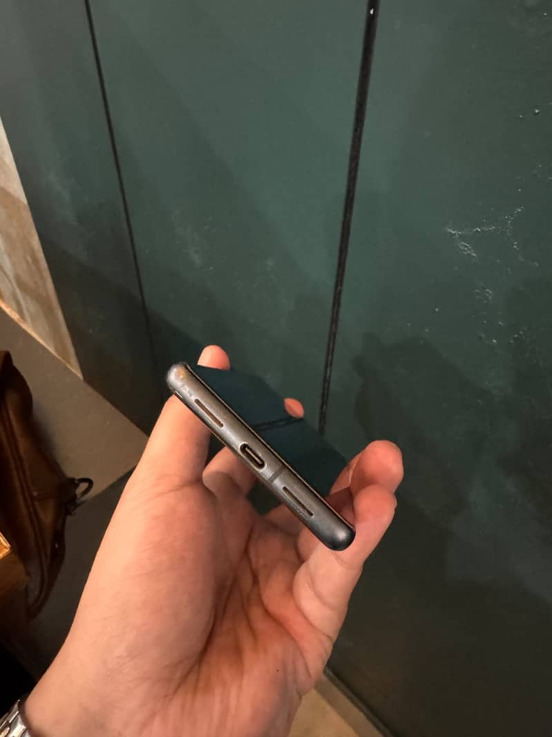 Google Pixel 7 5