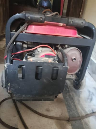 Generator 2.5kv for sale, good working condition