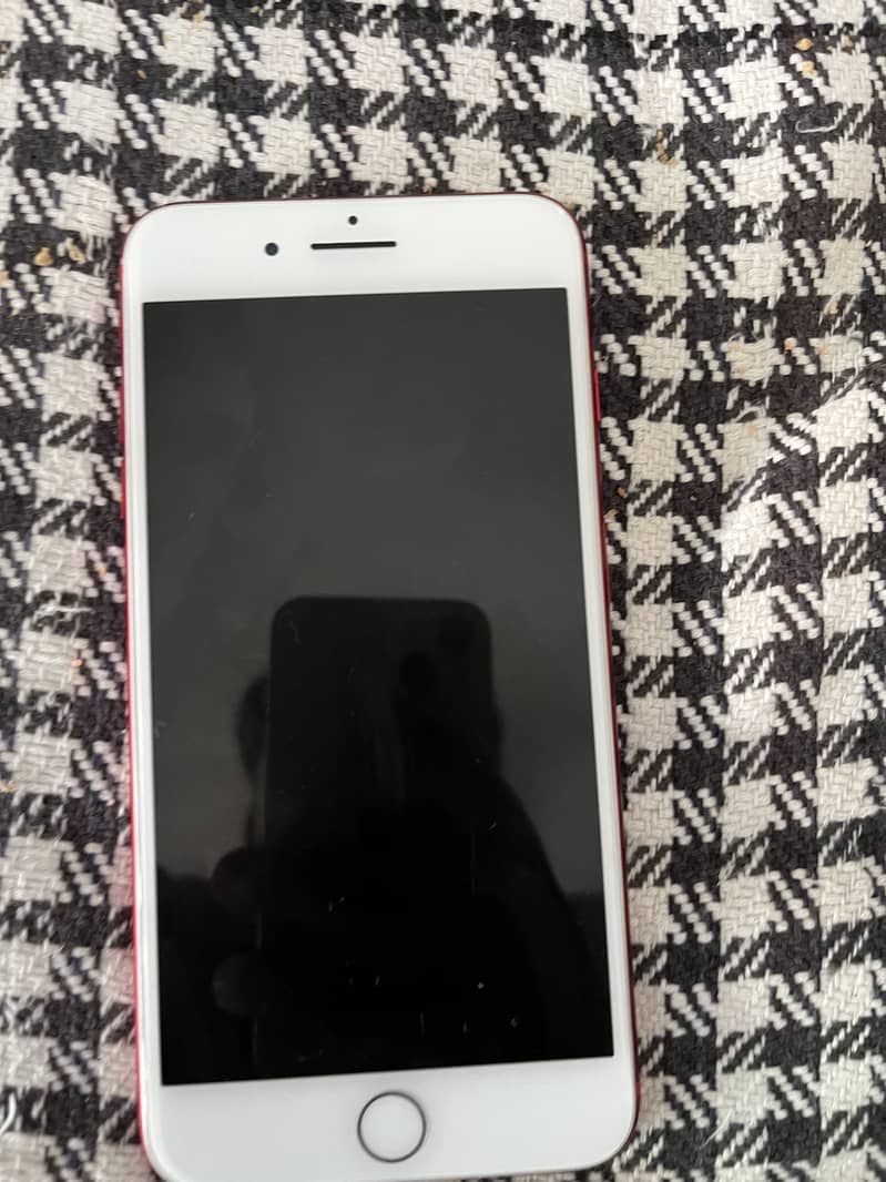 Apple iPhone 7 Plus 0