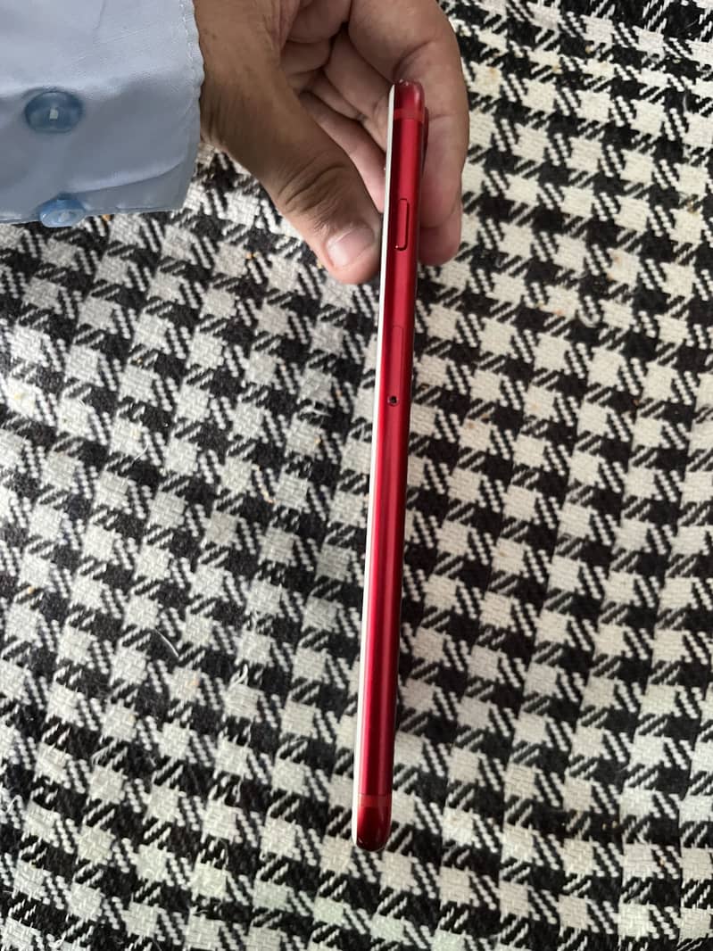 Apple iPhone 7 Plus 1