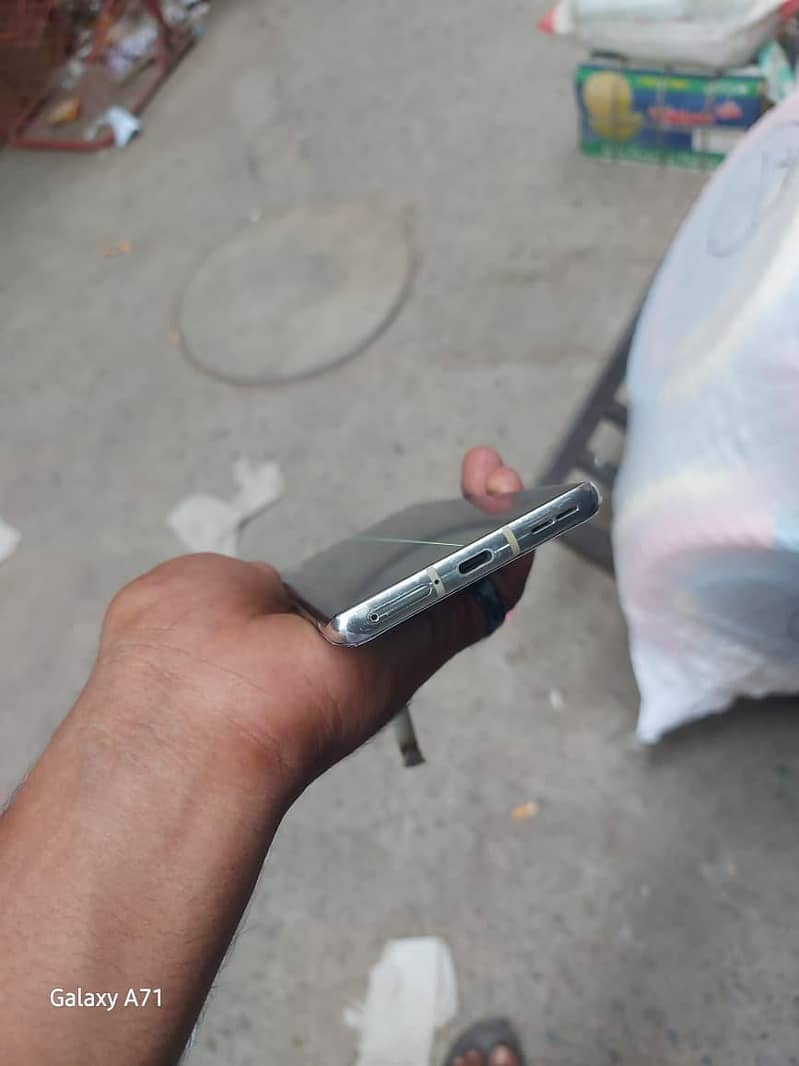 One Plus 8 5