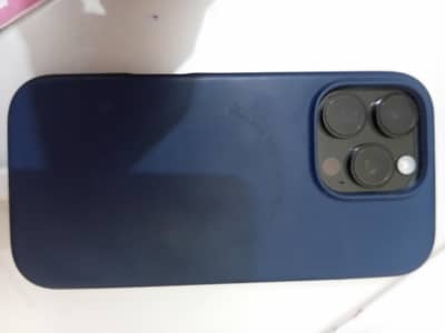 Apple iPhone 16 Pro