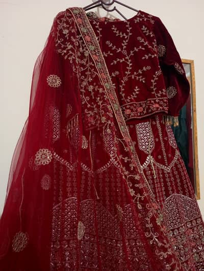 beautiful bridal dress