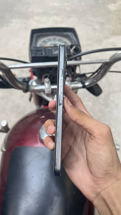 Tecno SPARK 30 Pro