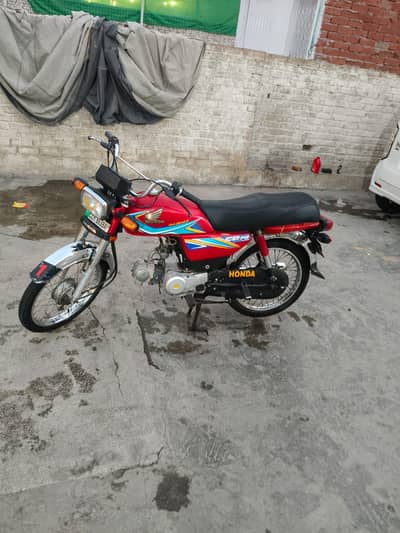 Honda CD 70 2019 model all original all ok engen un touch urgent sell