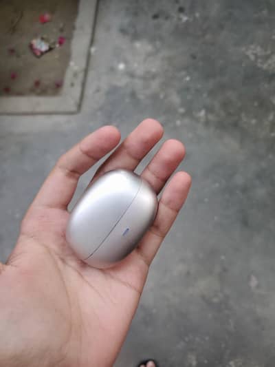 Chinese earbud