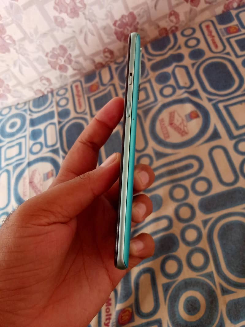 One Plus 8T 1