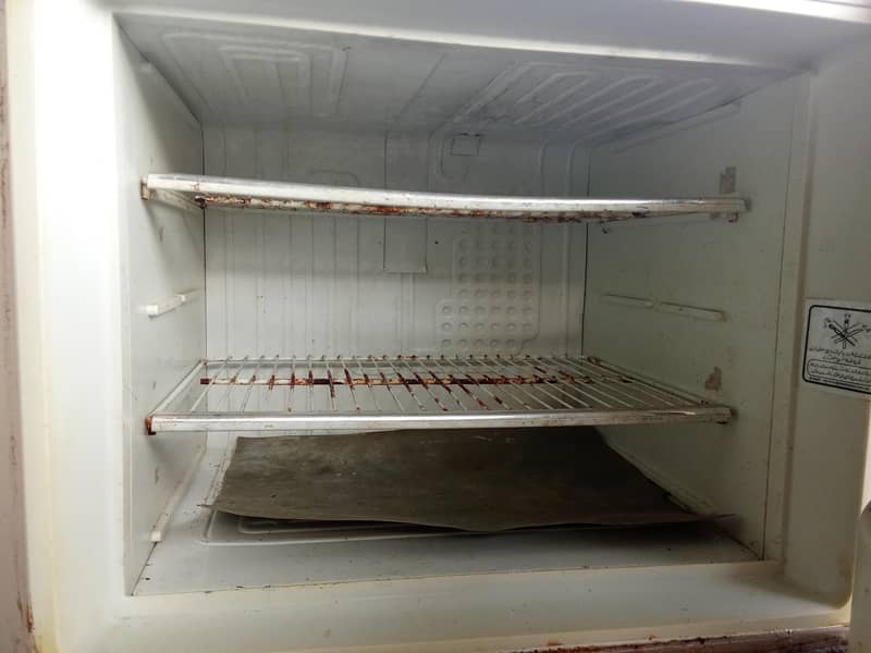Refrigerator 4