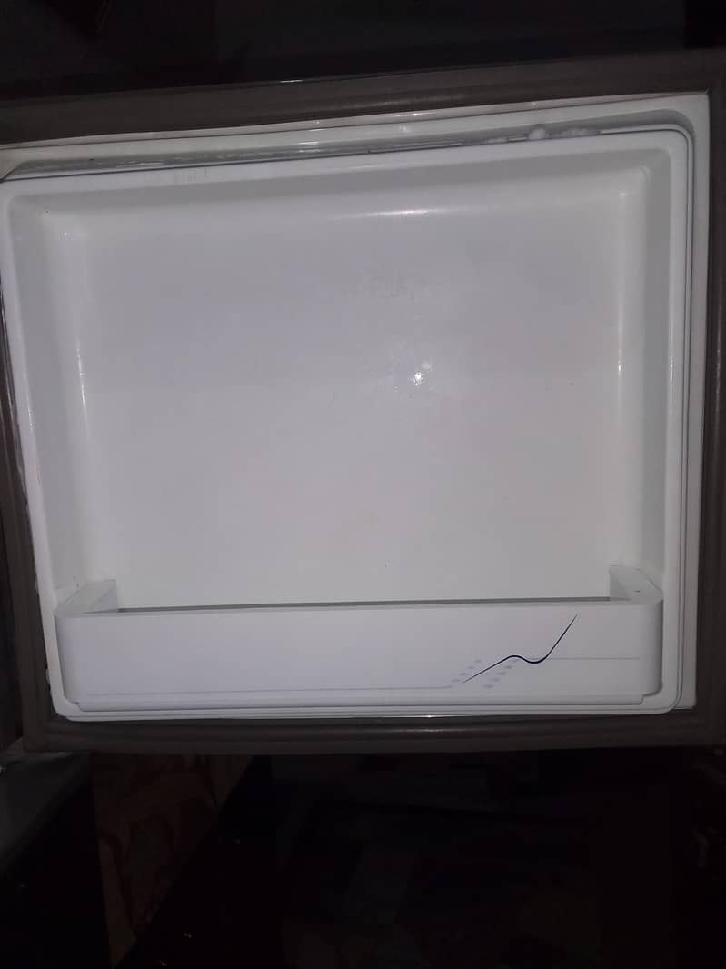 Dawlance fridge 4