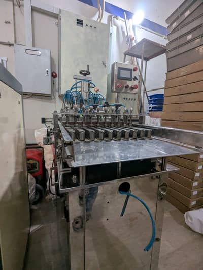 8 Nozzle Perfume Filling Machine
