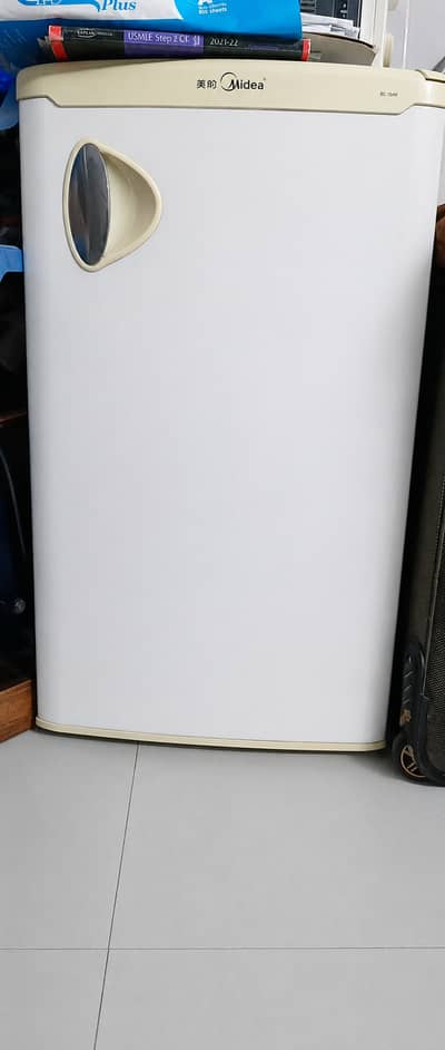Room fridge