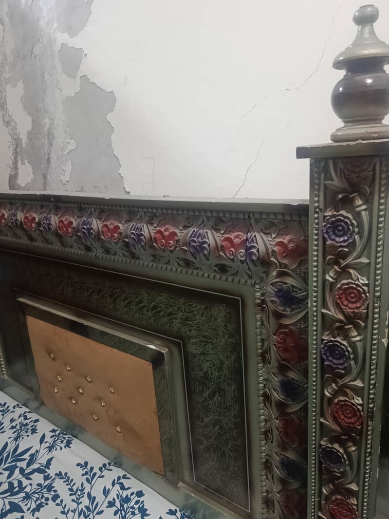 Solid wooden bed 1