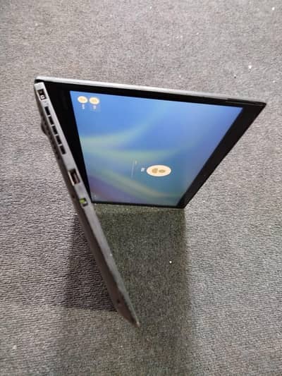 Lenovo ThinkPad X1 carbon Laptop