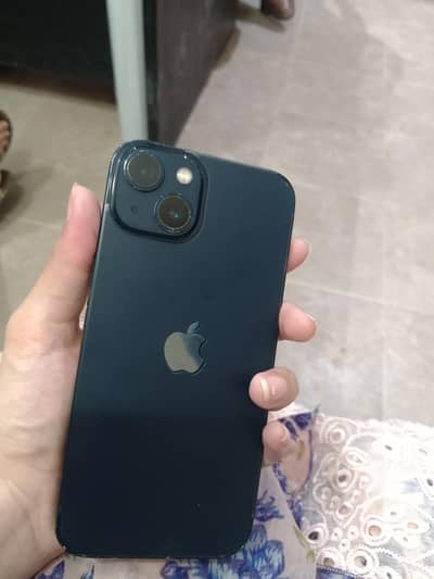 Apple iPhone 13