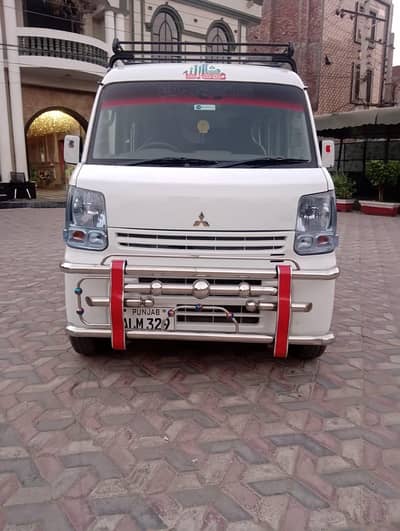 Mitsubishi Minicab Bravo 2015