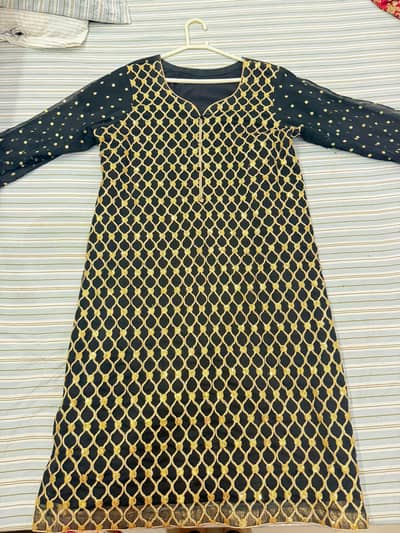 Gorgeous Embroidered 3 piece Suit – Ready to Wear