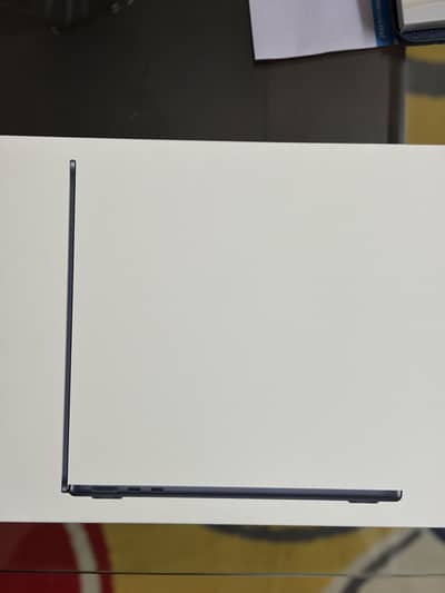 Brand New Macbook Air M5 16/512gb Black