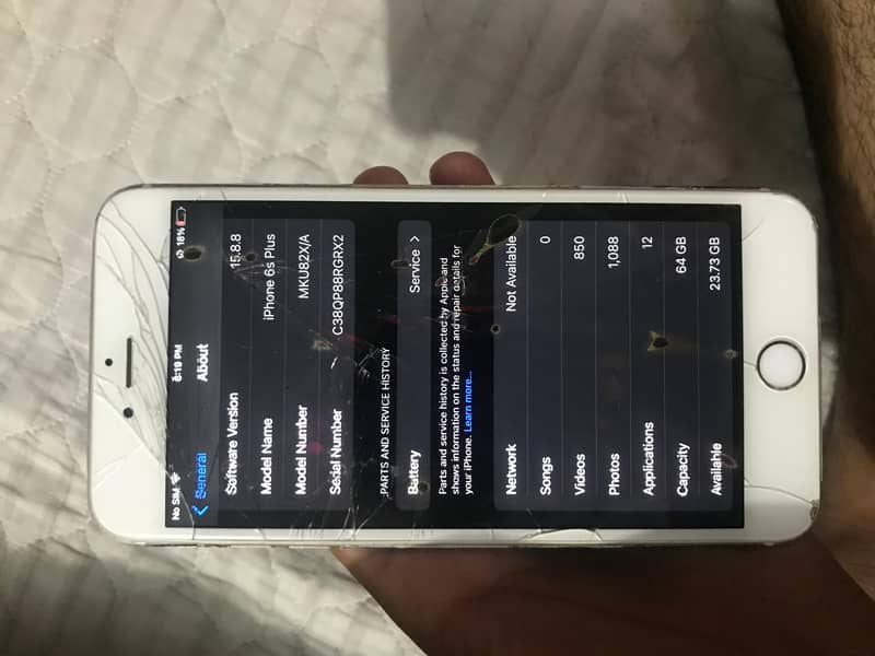 Apple iPhone 6S Plus 2