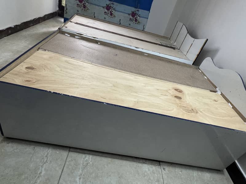 2 Single Bed 3